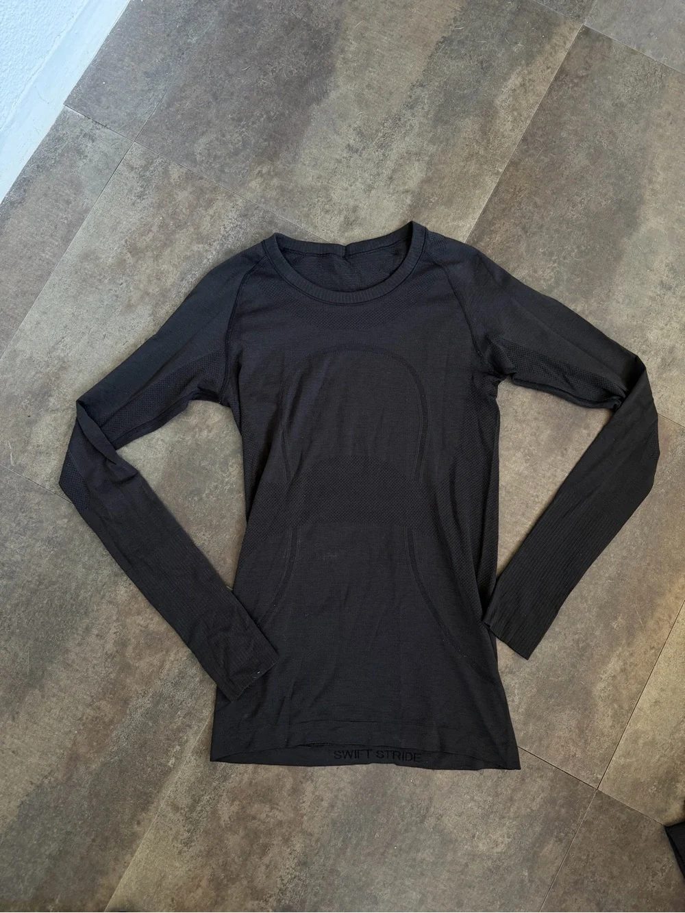 lululemon athletica Black Long Sleeve Seamless Crew Top